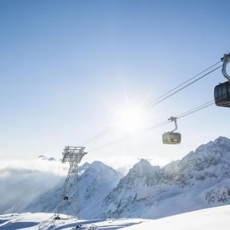 Jakob-adults Only Daire *